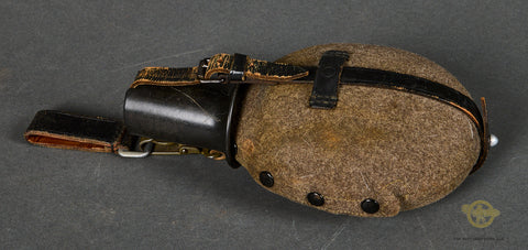 German WWII Canteen with Bakelite Cup