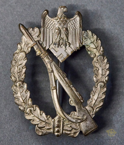 Veteran Bring Back WWII German Infantry Assault Badge in Silver