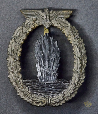 German WWII Mine Sweeper Badge