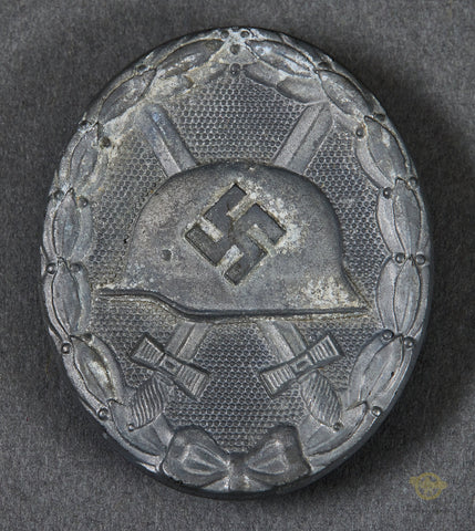 German WWII Gold Wound Badge