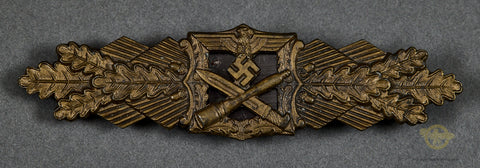 German WWII Close Combat Clasp in Bronze by AUSF