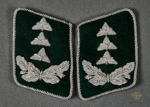 German WWII Luftwaffe Administrators’ Collar Tabs