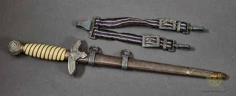 German WWII 2nd Model Luftwaffe Dagger w/Hangers