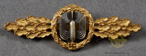 German WWII Gold Diver Bombers Clasp by Osang