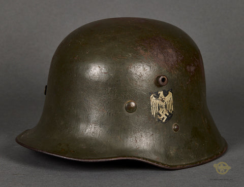 German Model 1916 Transitional WWII Army Single Decal Helmet