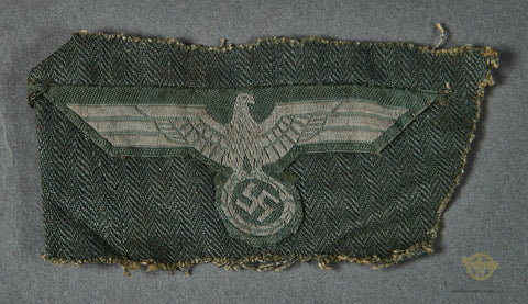 Veteran Bring Back German WWII Army Breast Eagle