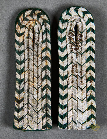 German WWII Customs Officials Slip on Shoulder Board Set