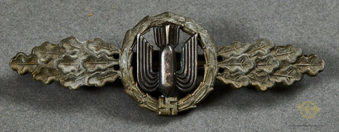 German WWII Bronze Dive Bomber Operational Flying Clasp