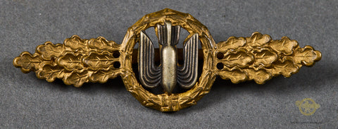 German WWII Gold Dive Bombers’ Clasp