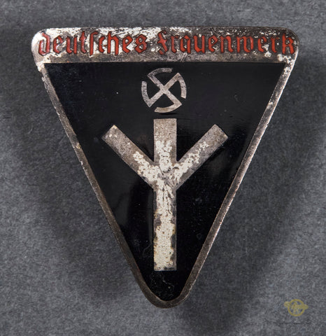 Third Reich Deutsches Frauenwerke Membership Pin