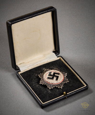 German WWII Cased German Cross in Silver by Zimmermann