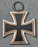 German WWII Iron Cross 2nd Class 1939 by Klein & Quenzer