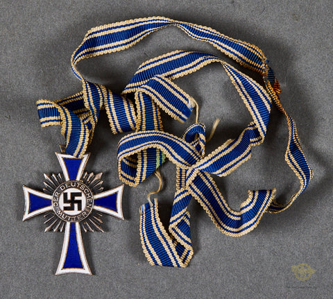 German WWII Mother’s Cross in Silver