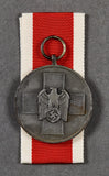 German WWII Medaille für Deutsche Volkspflege (Medal for German Social Welfare)
