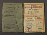 Wehrpaß /Dienstbuch Grouping to Same Official