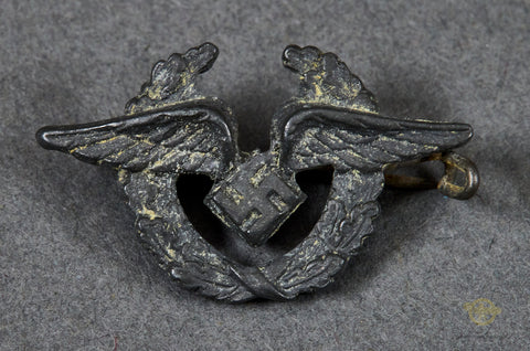 German WWII DLV Civilian Member Pinback