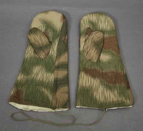 German WWII Splinter Pattern Gloves