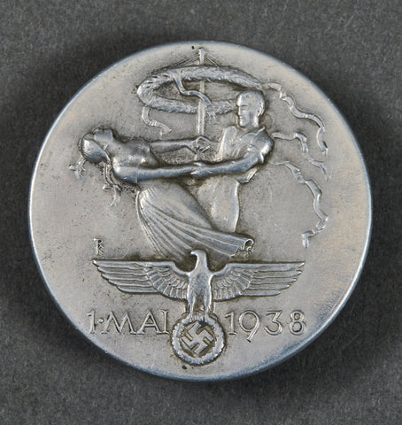 German WWII 1938 May Day Tinnie