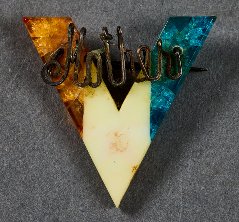 US WWII Victory Pin