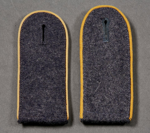 German WWII Luftwaffe Flight or Paratrooper EM Shoulder Boards